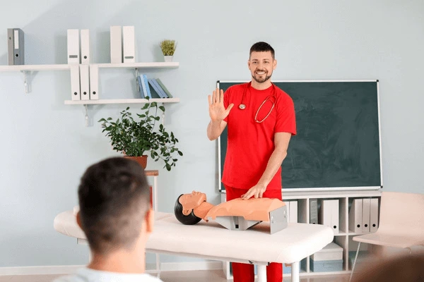 İlk Yardım Bilgilendirme Eğitimleri