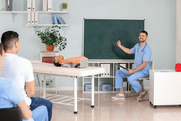 İlk Yardım Eğitici Eğitimi